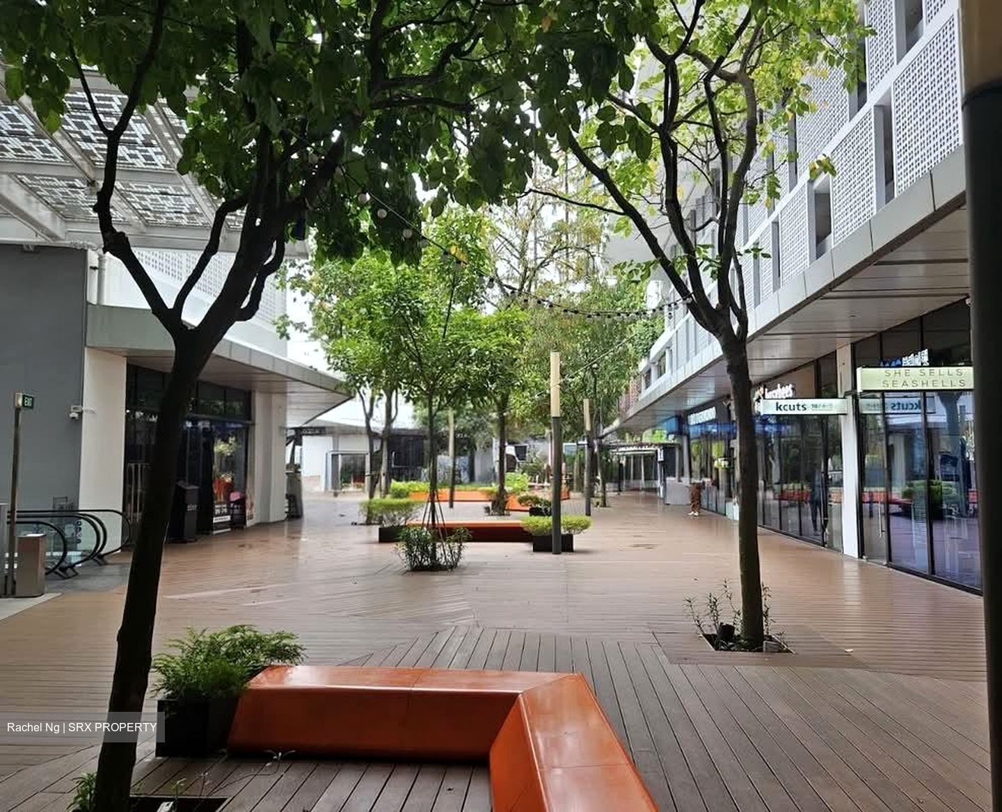 The Hillier (D23), Retail #596234771